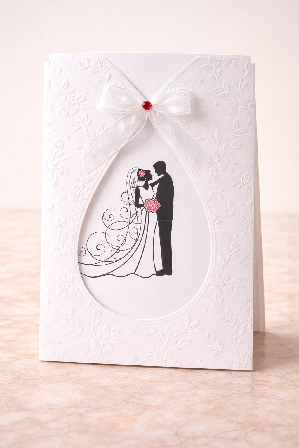 Faire-part mariage élégant couple – carte romantique avec ruban satin et illustration mariés (lot de 25)